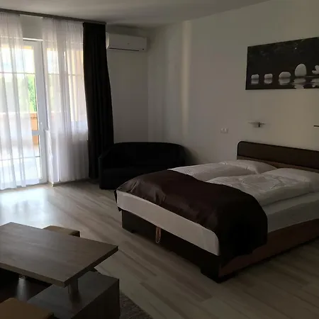 M&f Apartment Egerszalok